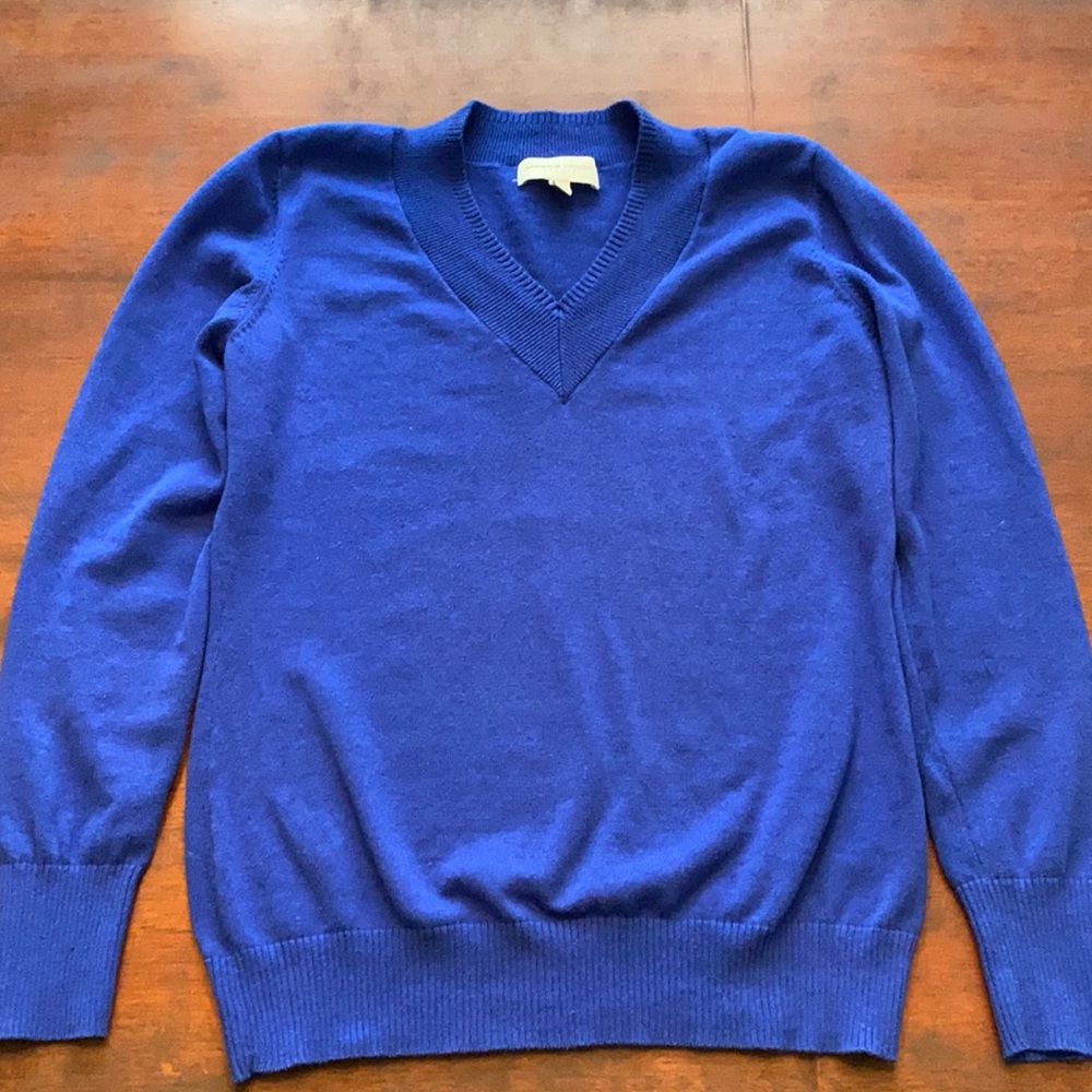 Adrienne Vittadini sweater. Size L